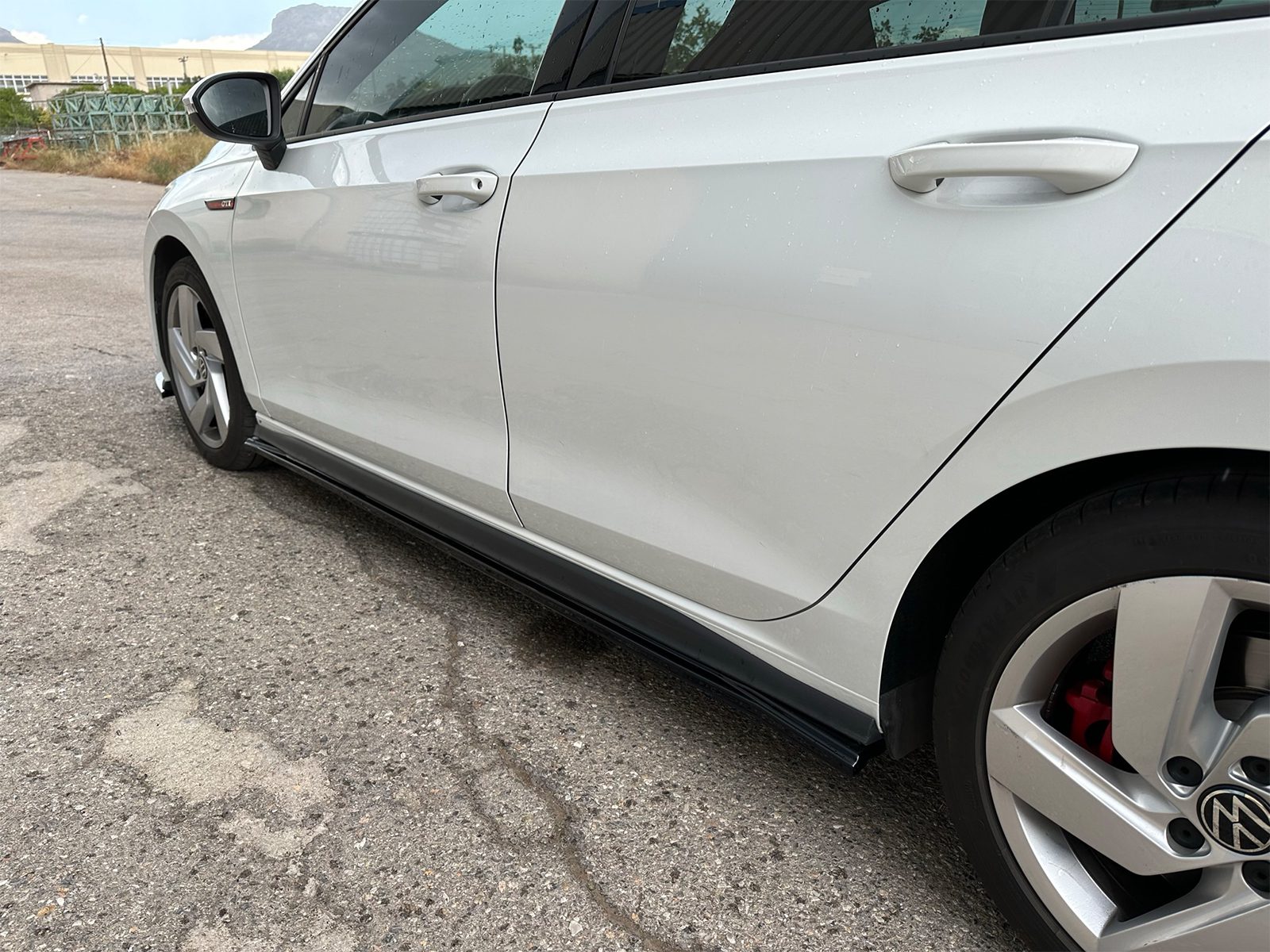 Επιπρόσθετα Μαρσπιέ V.1 Volkswagen Golf Mk8 GTI / GTE / GTI Clubsport / R-Line - Image 4